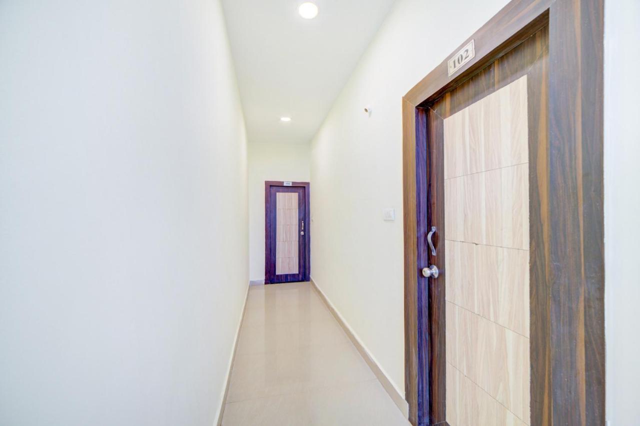 Hotel O Ksl Guest House Karimnagar Buitenkant foto